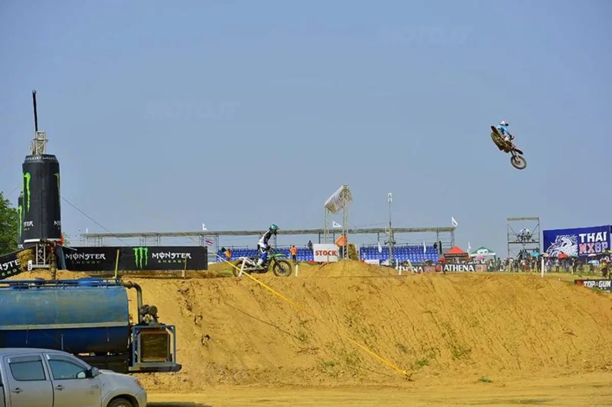 MX, le foto più spettacolari del GP della Thailandia (3)