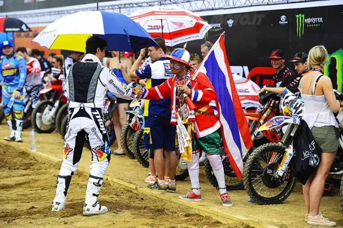 MX, le foto più spettacolari del GP della Thailandia (14)