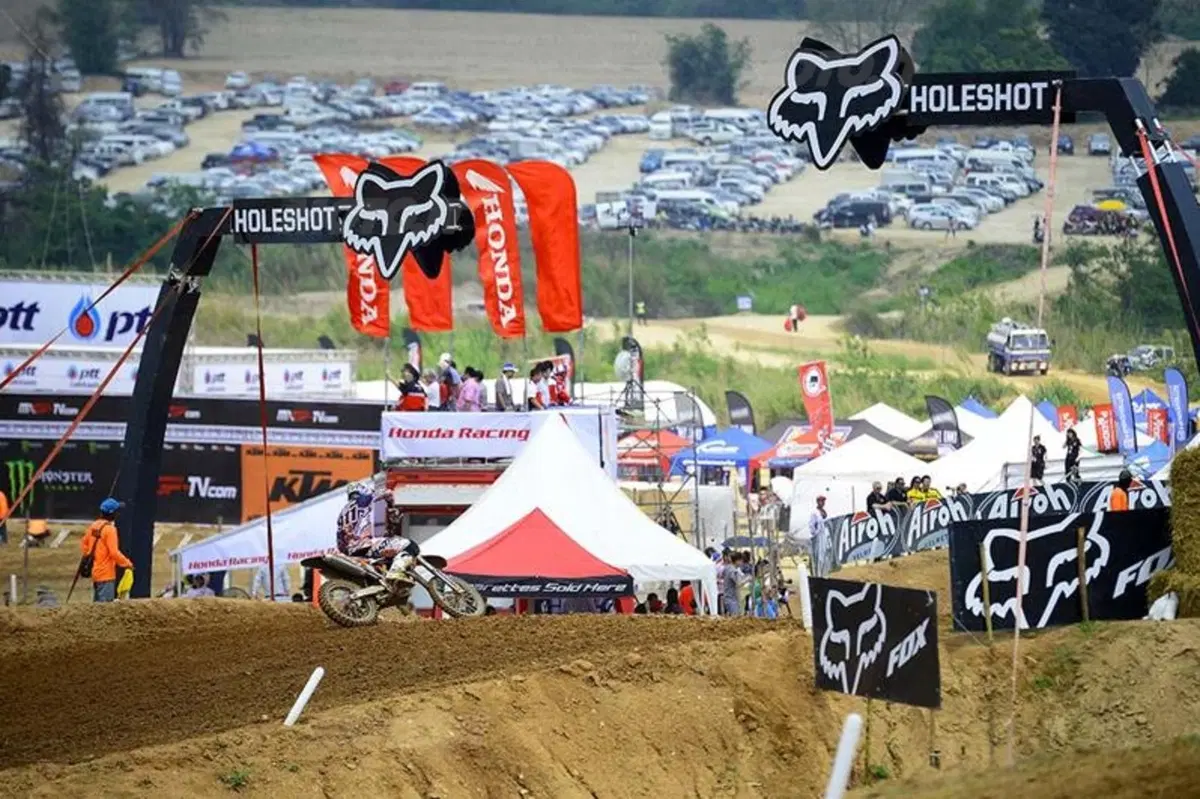 MX, le foto più spettacolari del GP della Thailandia (22)