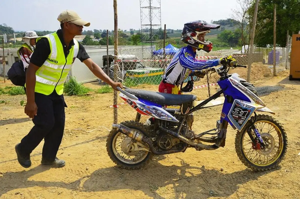 MX, le foto più spettacolari del GP della Thailandia (30)