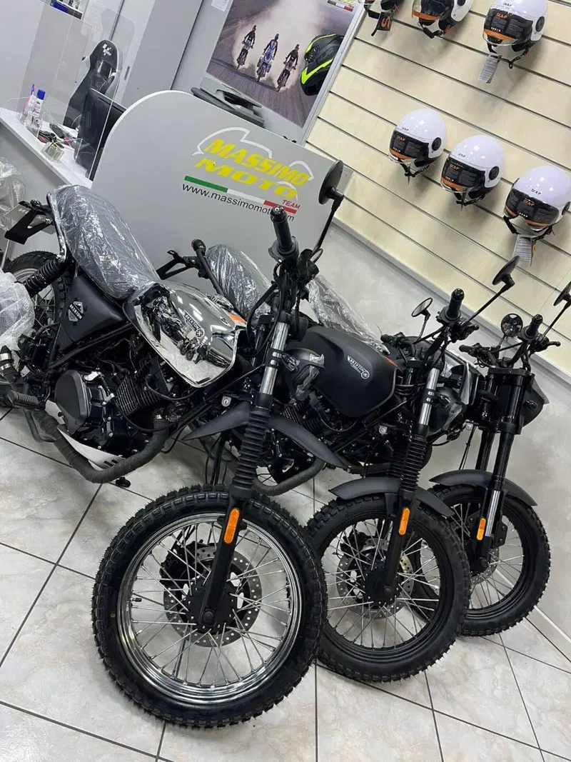 Brixton Motorcycles Felsberg 125 XC (2021 - 25) (2)