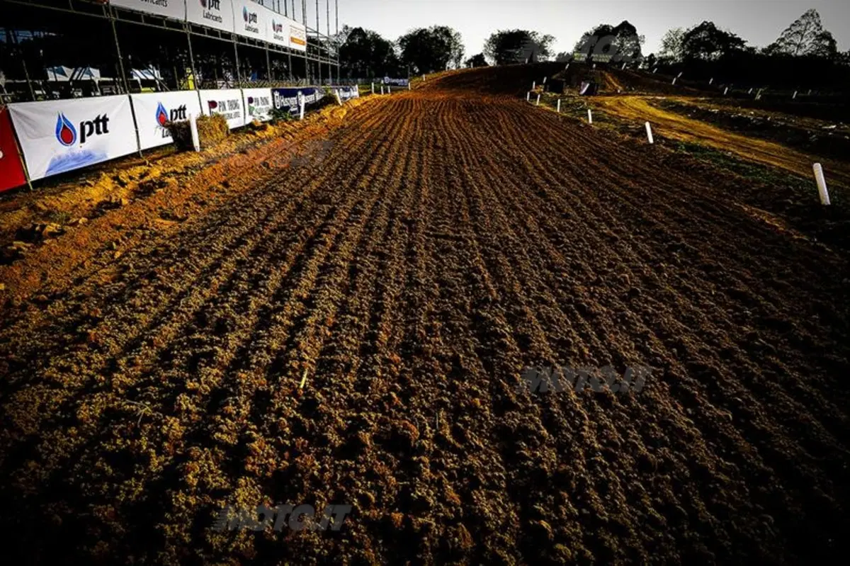 MX, le foto più spettacolari del GP della Thailandia (108)