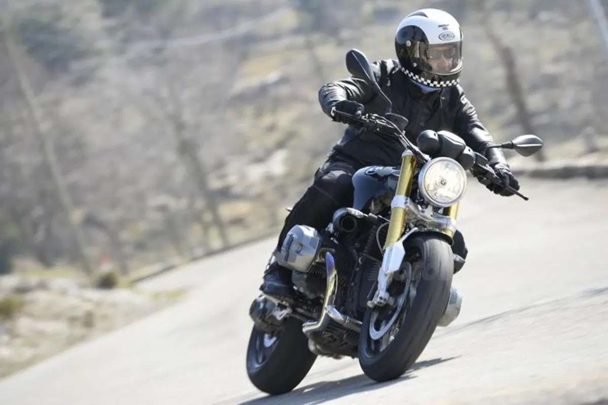 BMW R nineT  (7)