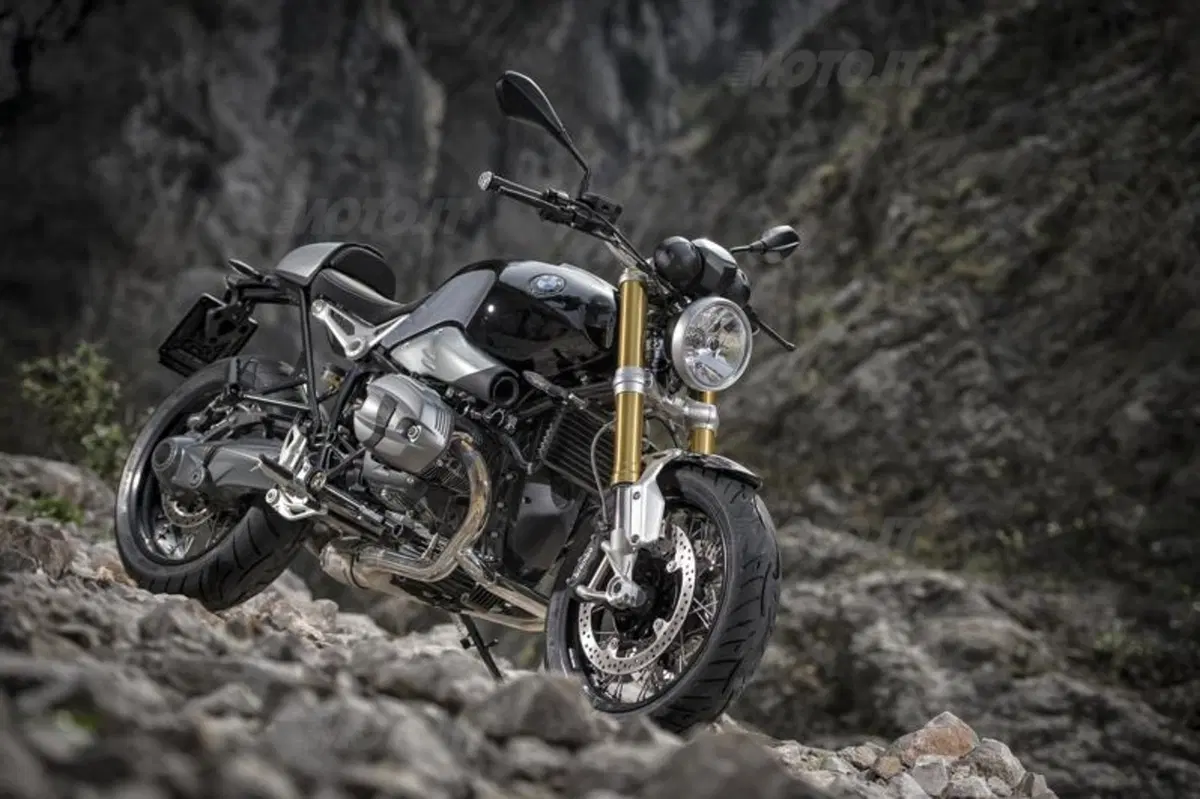 BMW R nineT  (24)