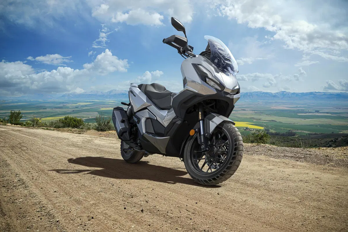 Honda ADV 350 TEST: Pronto a tutto