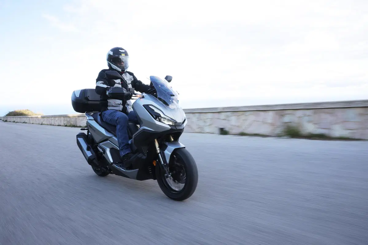 Honda ADV 350 TEST: Pronto a tutto (7)