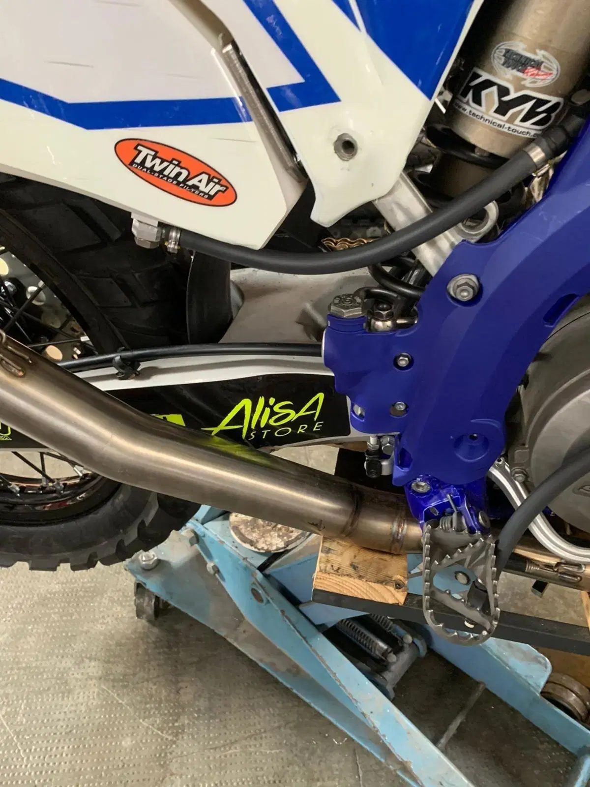 Sherco 450 SEF: da enduro a rally grazie a RB Superbike (12)