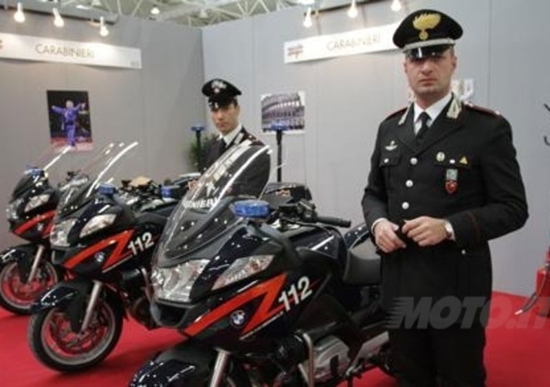 Carabinieri motociclisti. Tutto sulle loro moto e sulla formazione