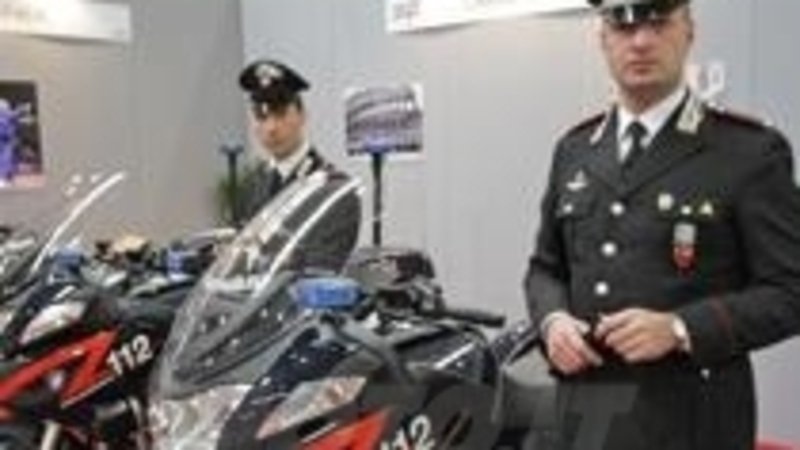 Carabinieri motociclisti. Tutto sulle loro moto e sulla formazione