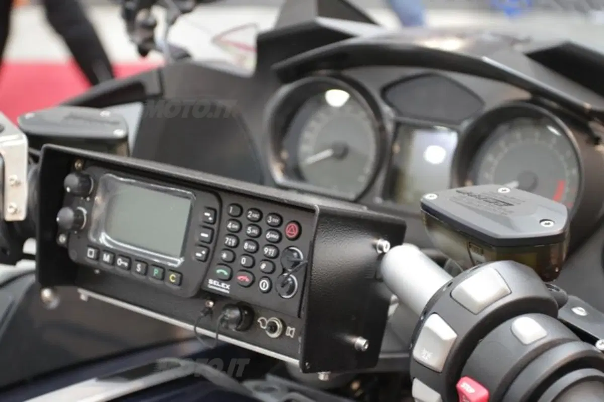 Carabinieri motociclisti. Tutto sulle loro moto e sulla formazione (7)