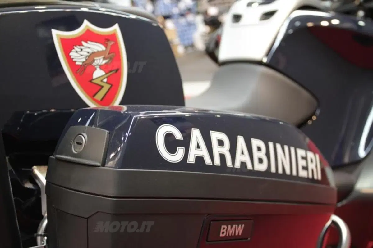 Carabinieri motociclisti. Tutto sulle loro moto e sulla formazione (8)