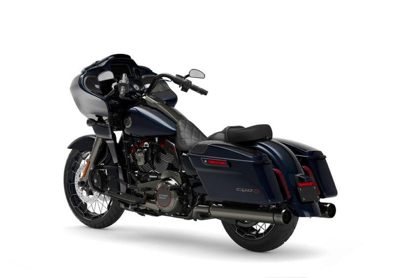 Harley-Davidson CVO - Custom Vehicle Operations Road Glide (2022) (5)