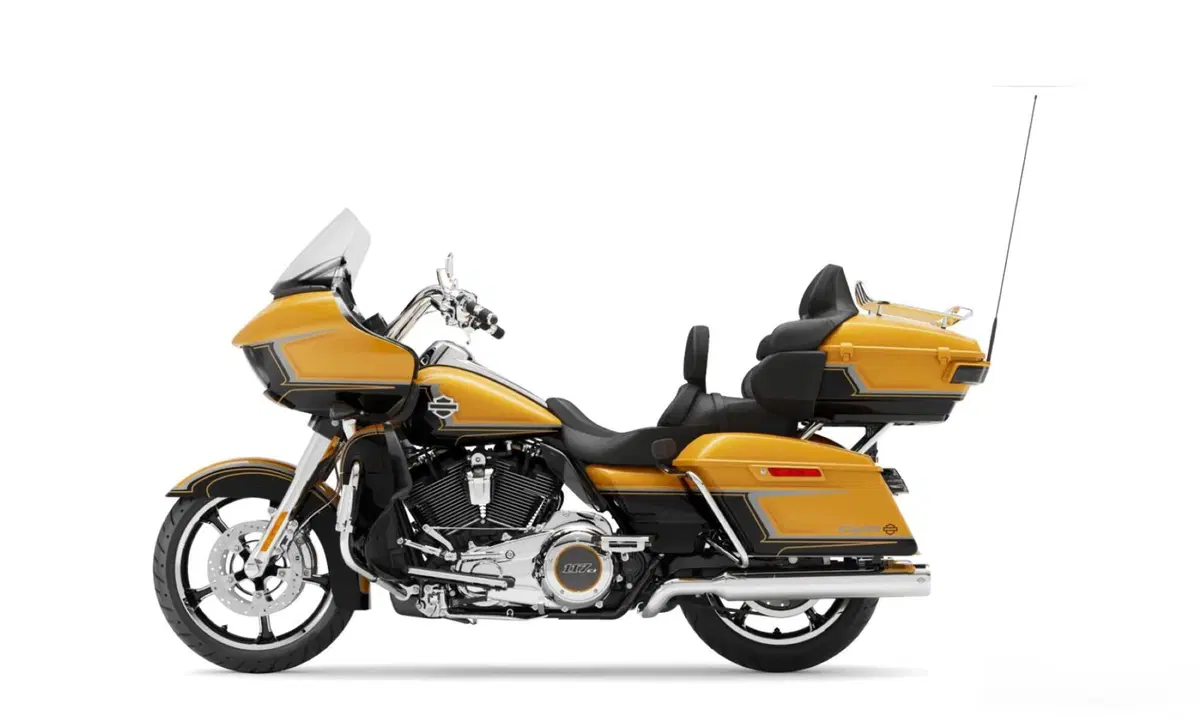 Harley-Davidson CVO - Custom Vehicle Operations CVO Road Glide Limited (2022) (6)