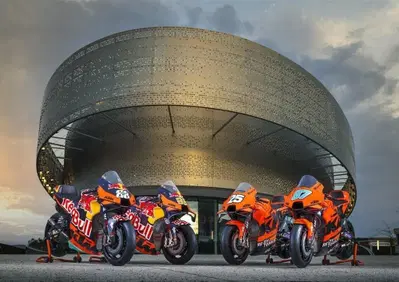 KTM RC16: quattro le MotoGP ufficiali per il 2022 [GALLERY]
