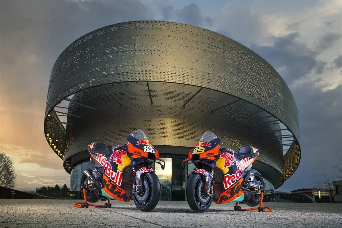 KTM RC16: quattro le MotoGP ufficiali per il 2022 [GALLERY] (14)