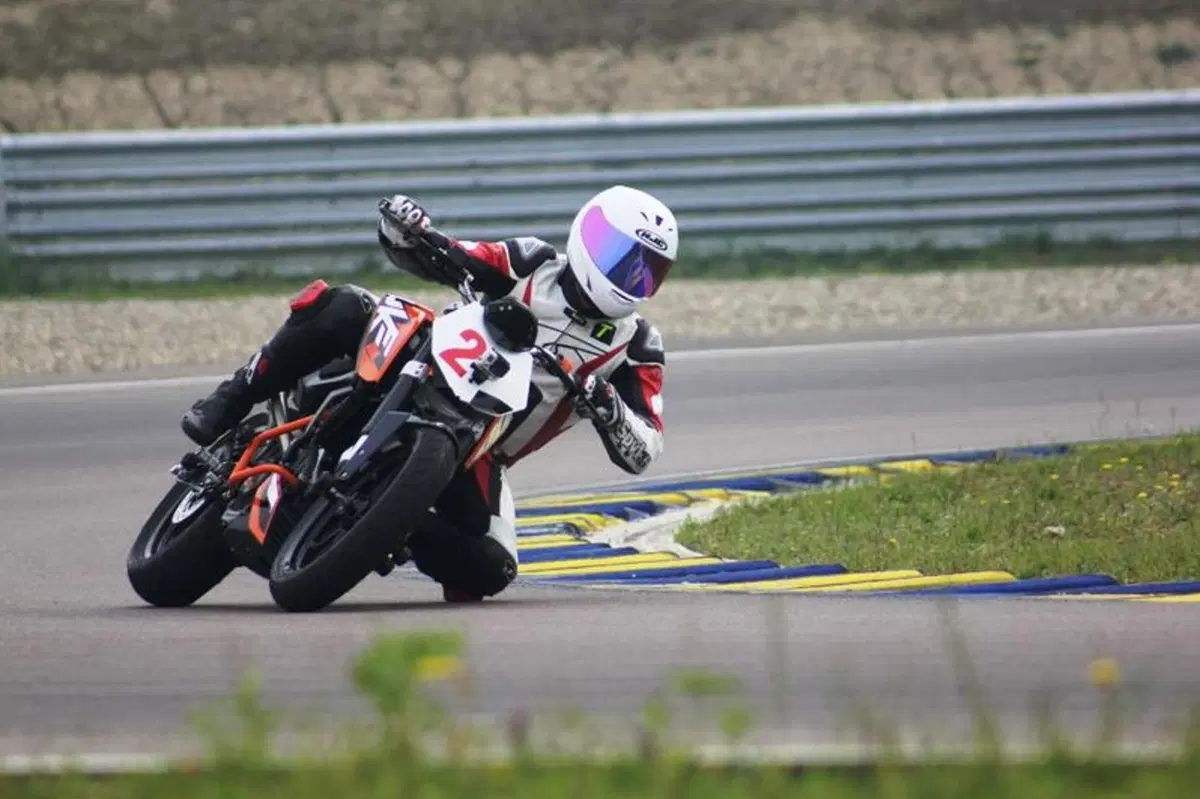 KTM Duke 200 Trophy. Concluse le selezioni a Modena (3)