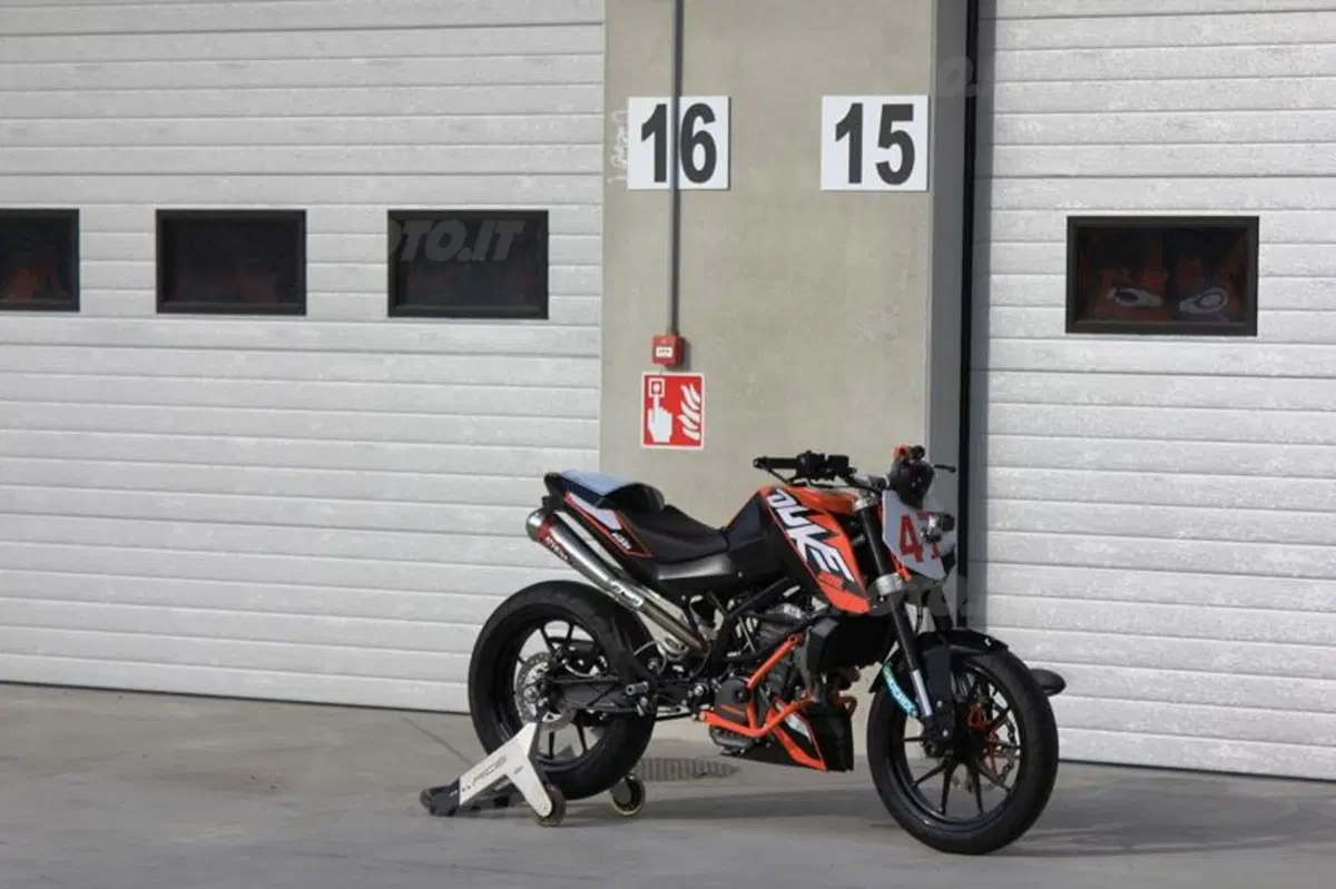 KTM Duke 200 Trophy. Concluse le selezioni a Modena (7)
