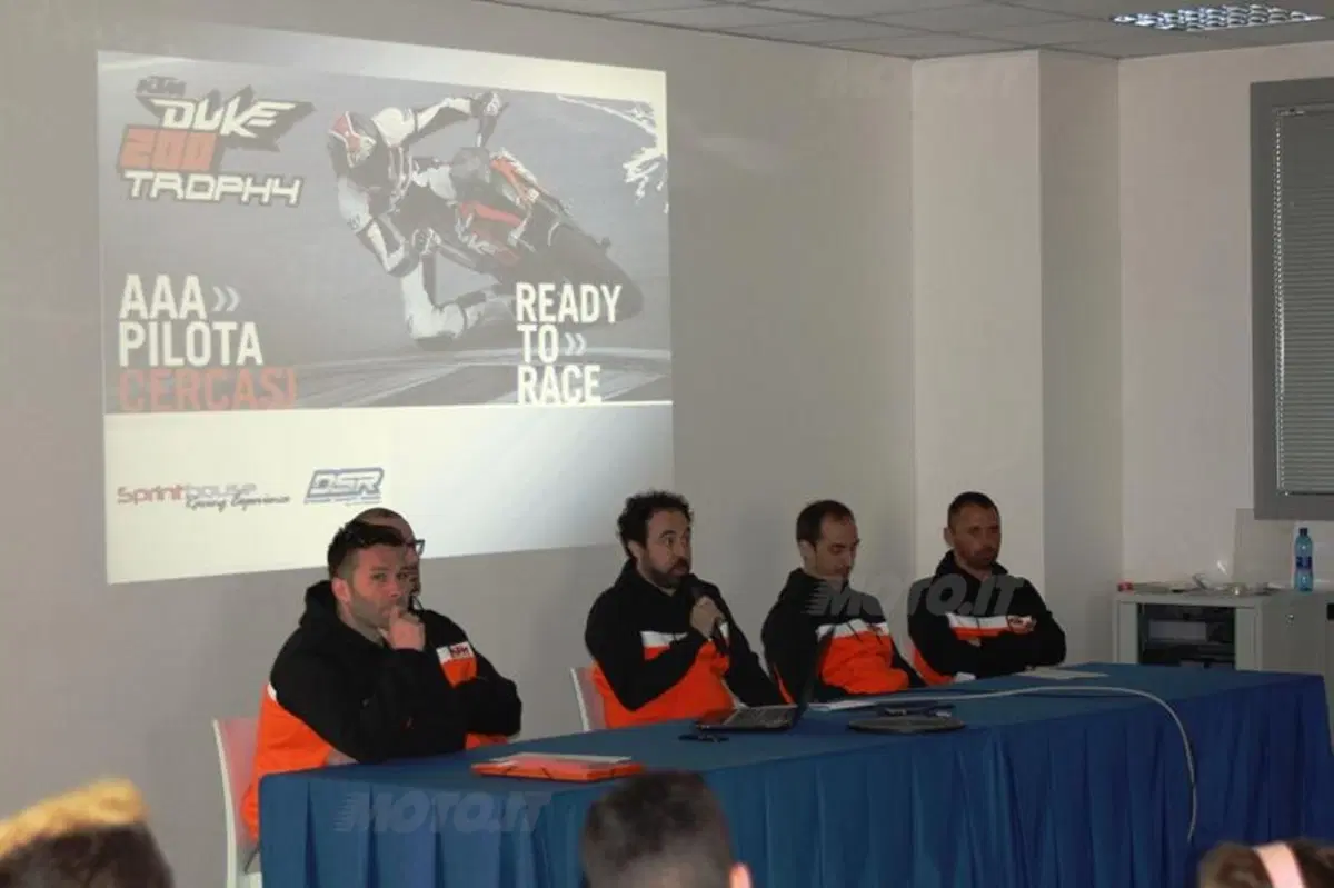 KTM Duke 200 Trophy. Concluse le selezioni a Modena (18)