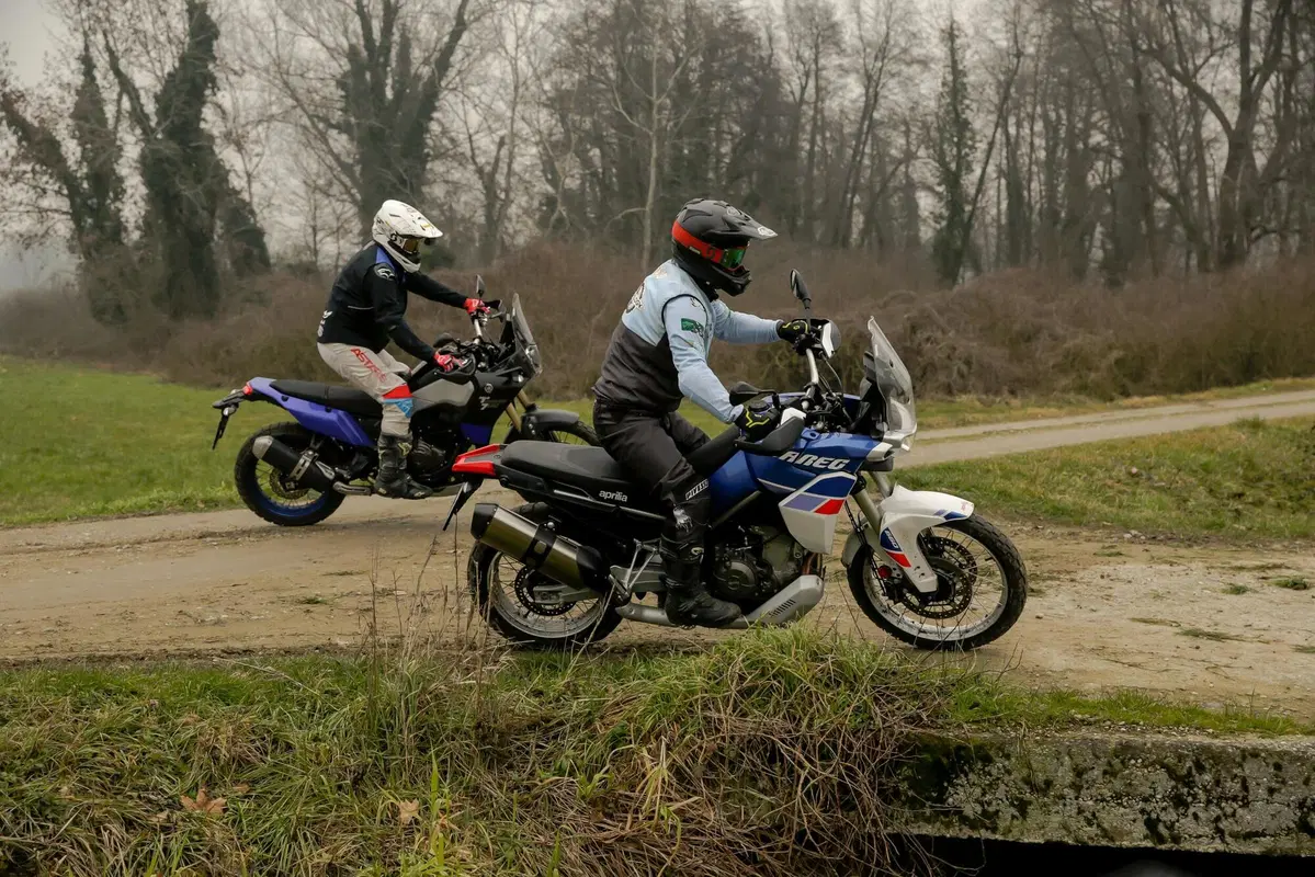 In fuoristrada e in pista di motocross (10)