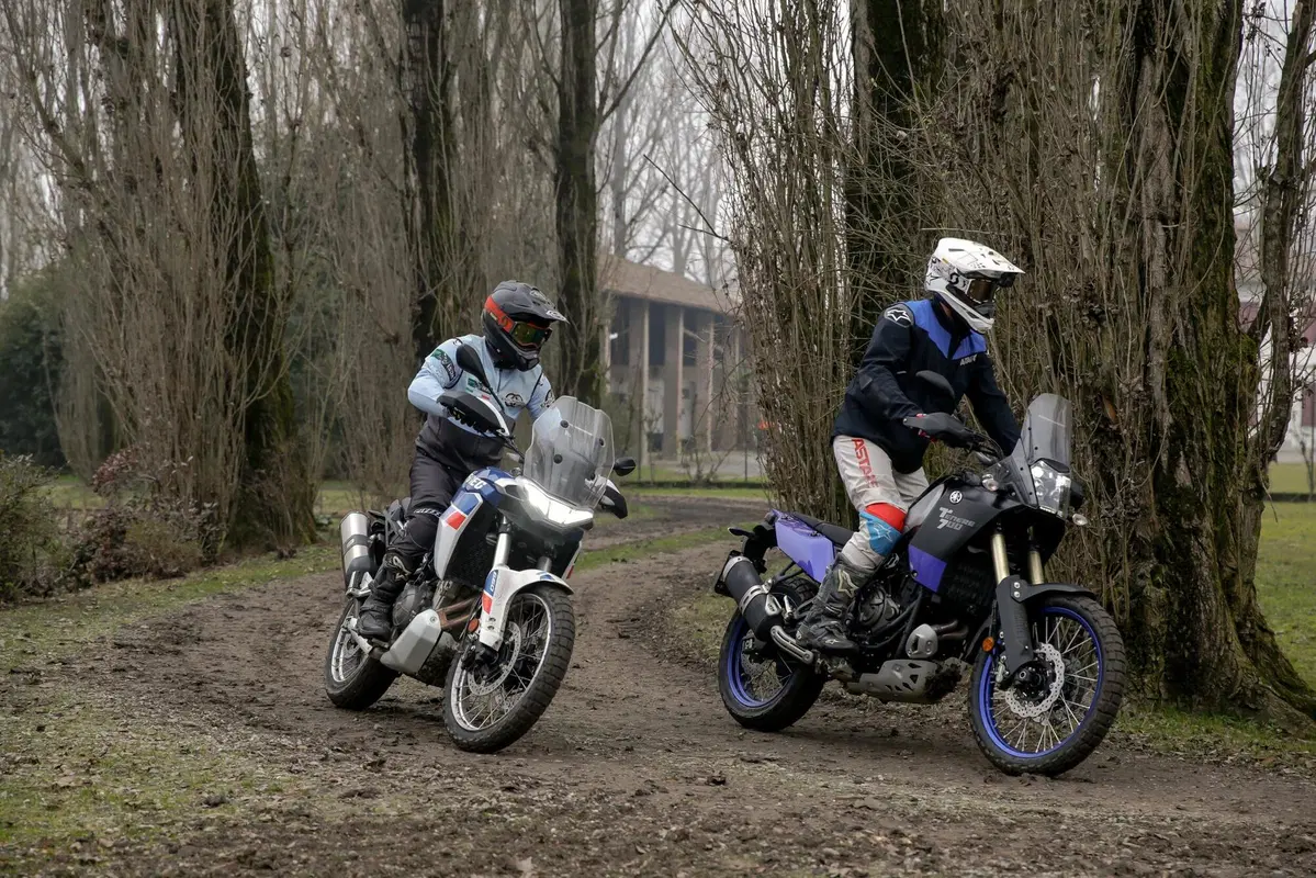 In fuoristrada e in pista di motocross (21)