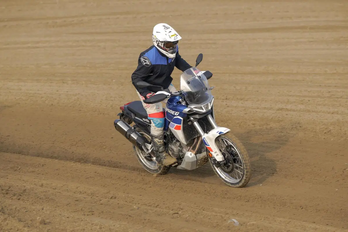 Aprilia Tuareg 660 vs Yamaha Ténéré 700 (13)