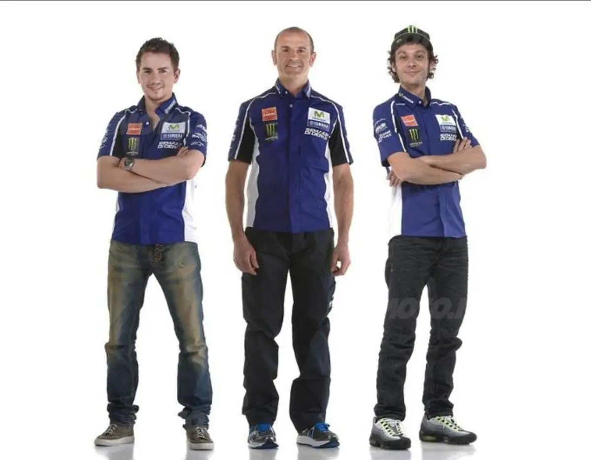 Yamaha MotoGP, ecco la livrea ufficiale di Rossi e Lorenzo (62)