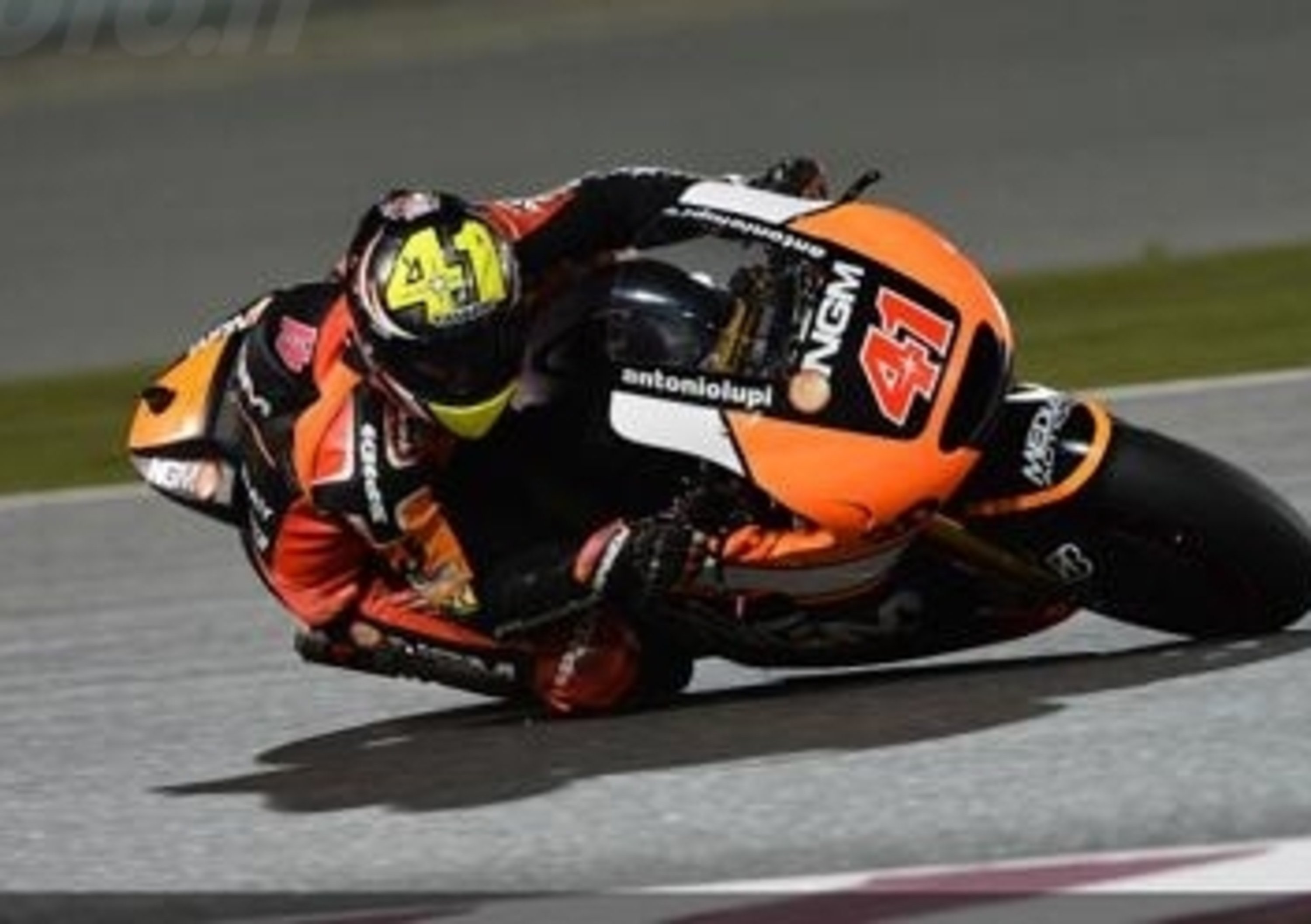 MotoGP. Espargaro &egrave; il pi&ugrave; veloce nel 1&deg; turno di prove libere in Qatar