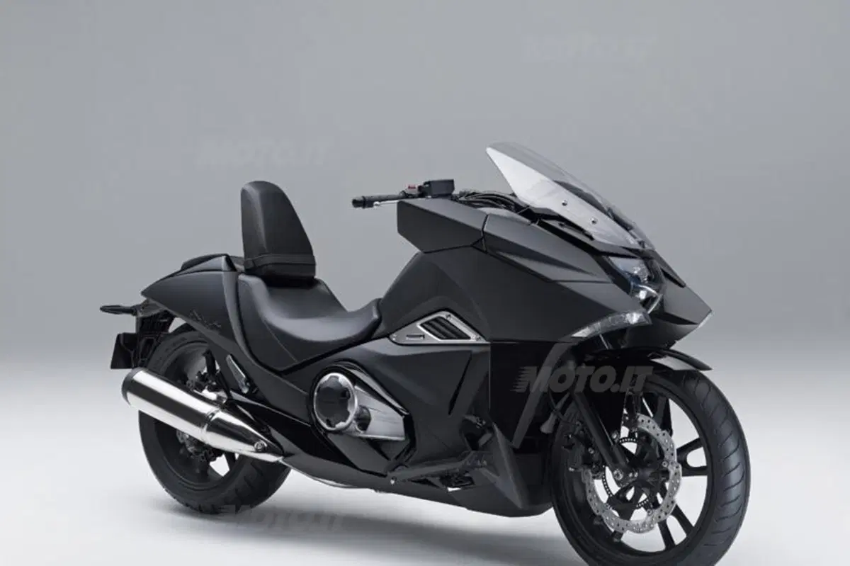Honda Vultus NM4 2014 (2)