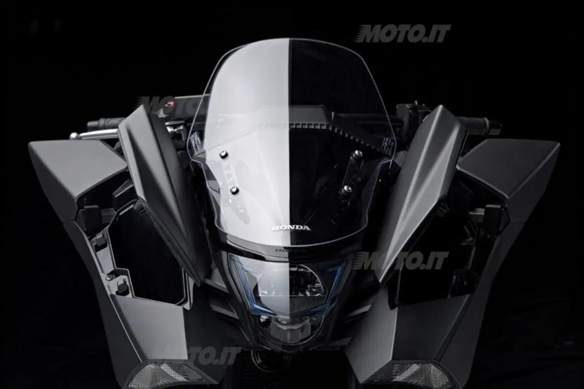 Honda Vultus NM4 2014 (5)
