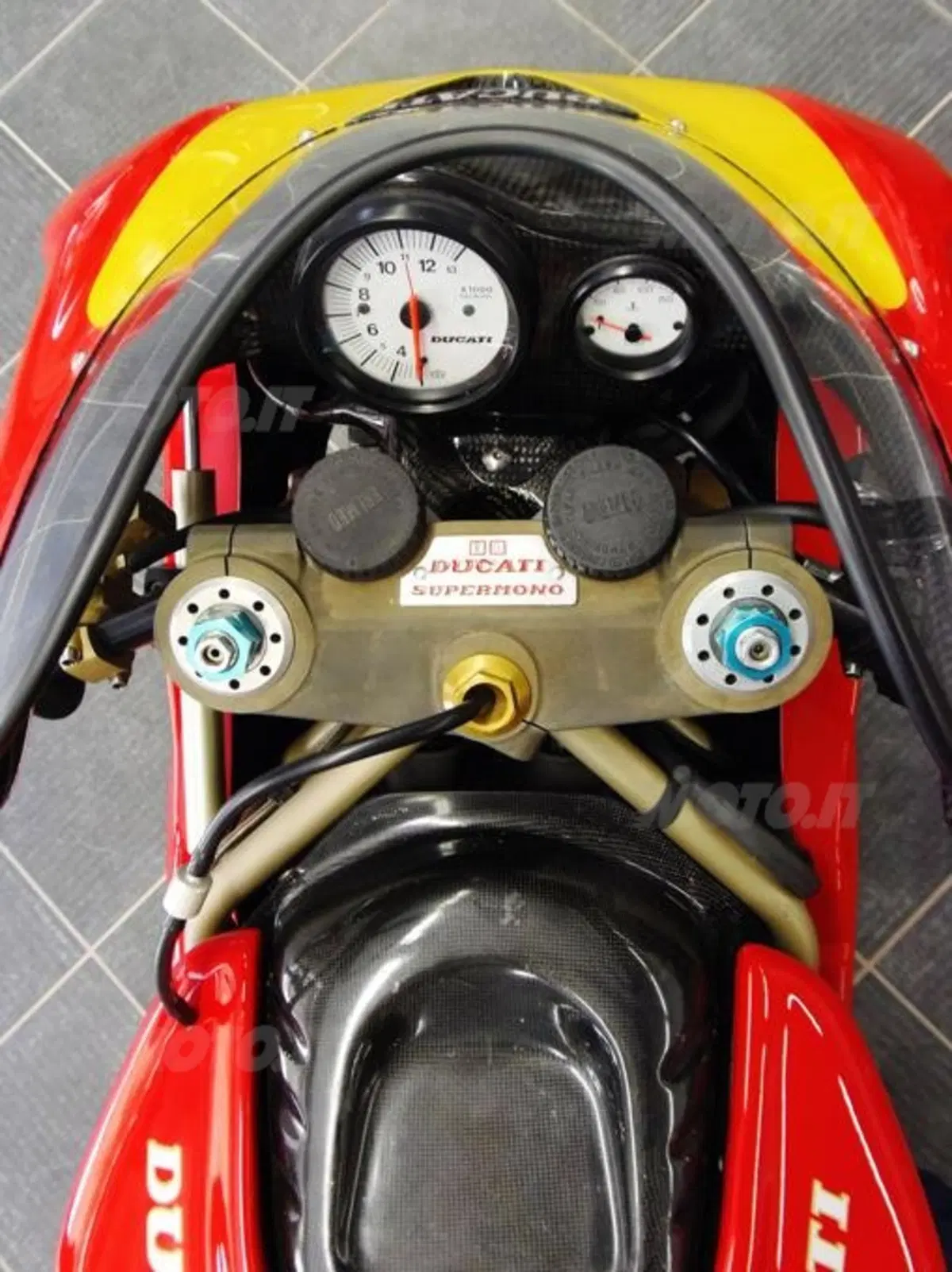 I Racconti di Moto.it: "Le Ducati di X, Y e Z" (2)