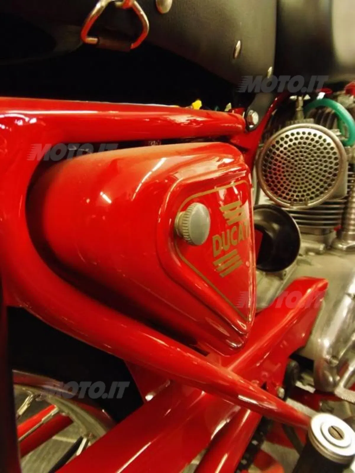 I Racconti di Moto.it: "Le Ducati di X, Y e Z" (5)