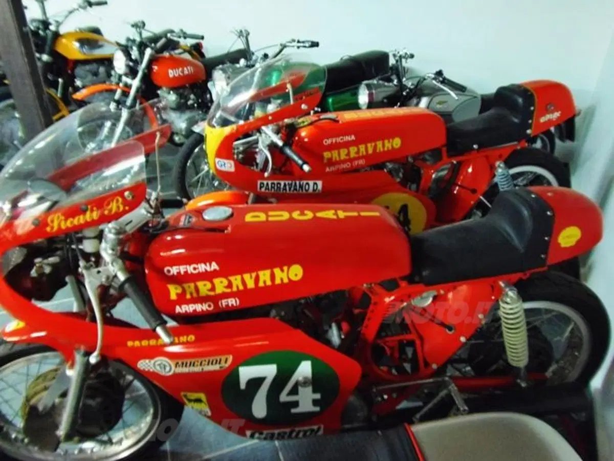 I Racconti di Moto.it: "Le Ducati di X, Y e Z" (11)