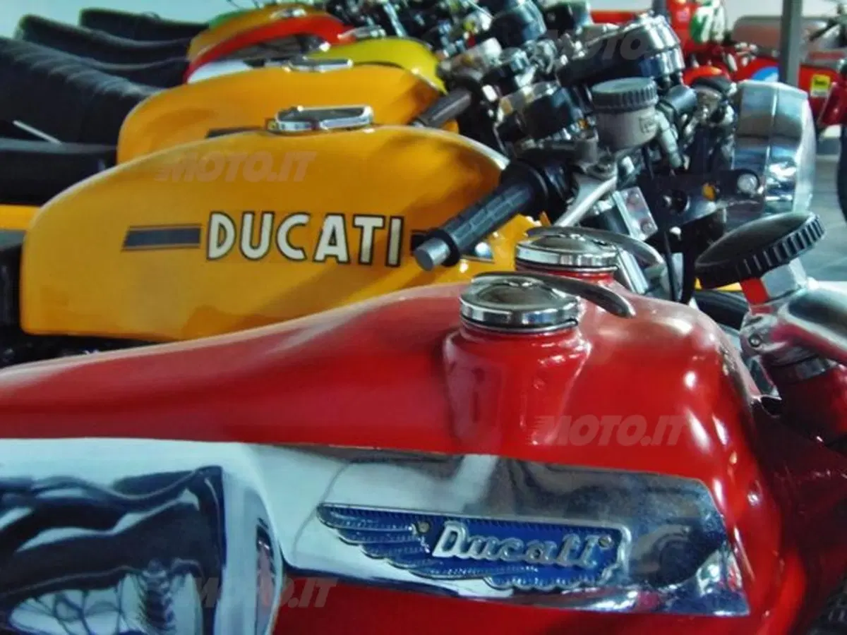 I Racconti di Moto.it: "Le Ducati di X, Y e Z" (23)