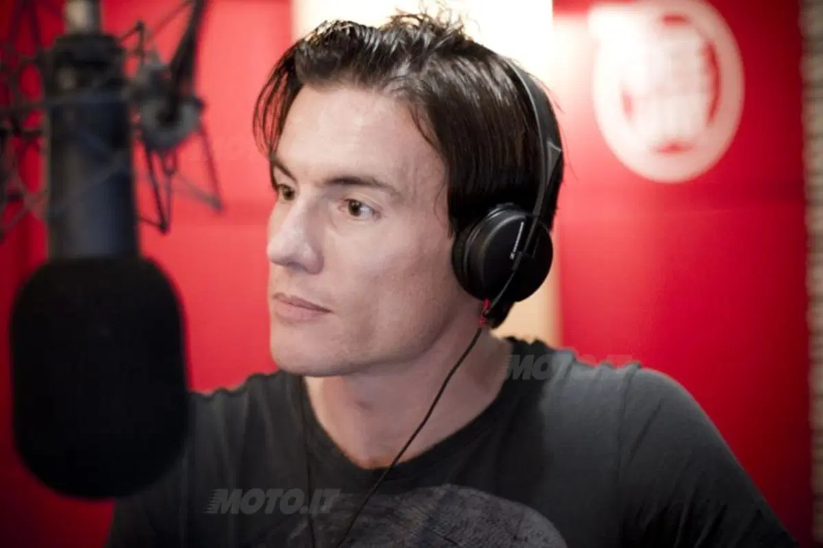 James Toseland, da Campione della Superbike a cantante rock (7)