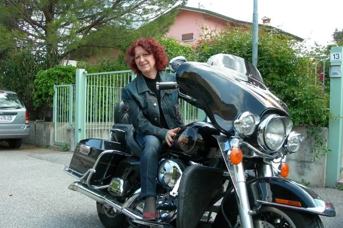 Le motocicliste di Moto.it: ecco il Caberg Vox di Giorgia (4)