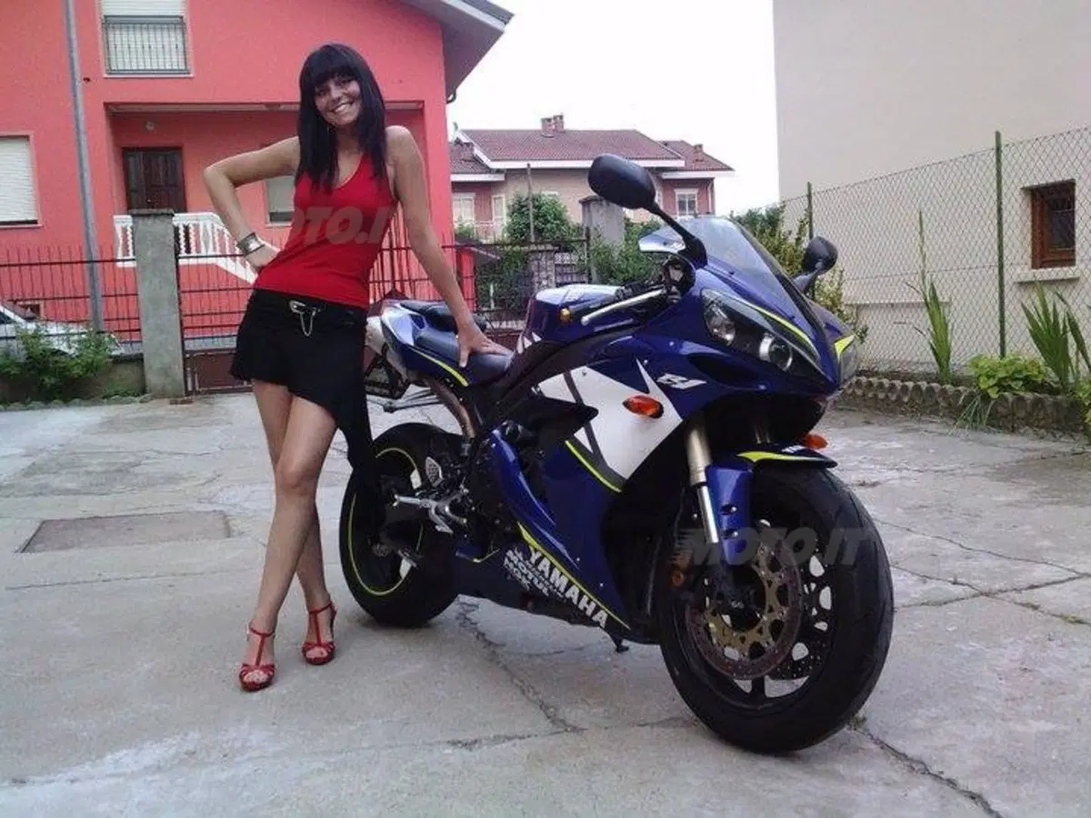 Le motocicliste di Moto.it: ecco il Caberg Vox di Giorgia (6)