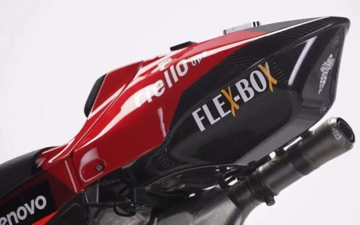 MotoGP, le prime immagini della Ducati DesmosediciGP 2022 (7)