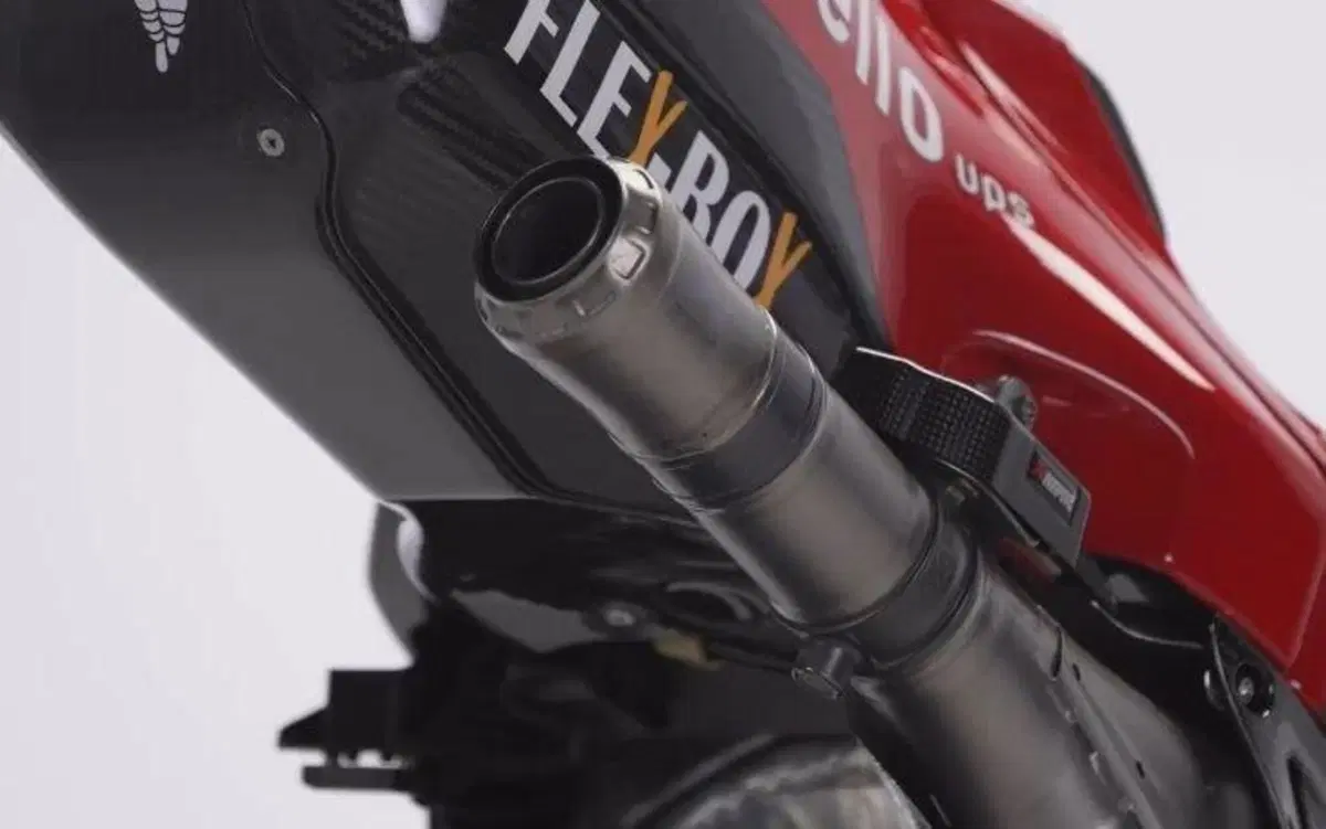 MotoGP, le prime immagini della Ducati DesmosediciGP 2022 (11)