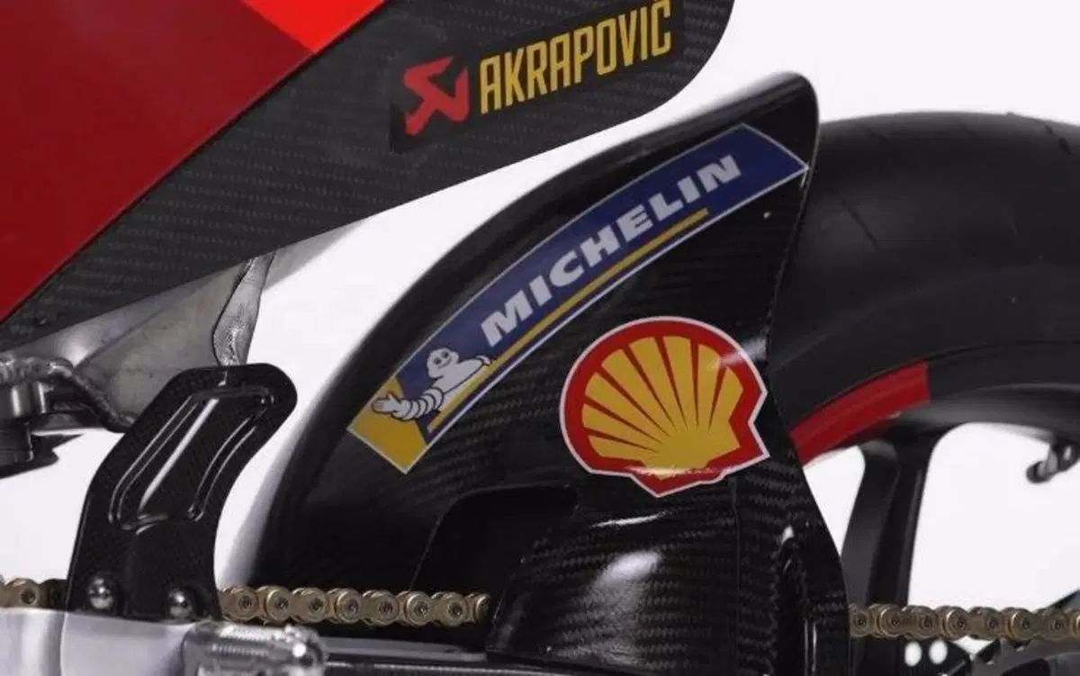 MotoGP, le prime immagini della Ducati DesmosediciGP 2022 (13)
