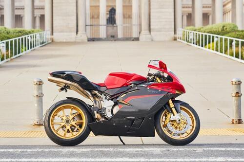 Una MV Agusta F4 1000 Tamburini all'asta per 22.400 euro