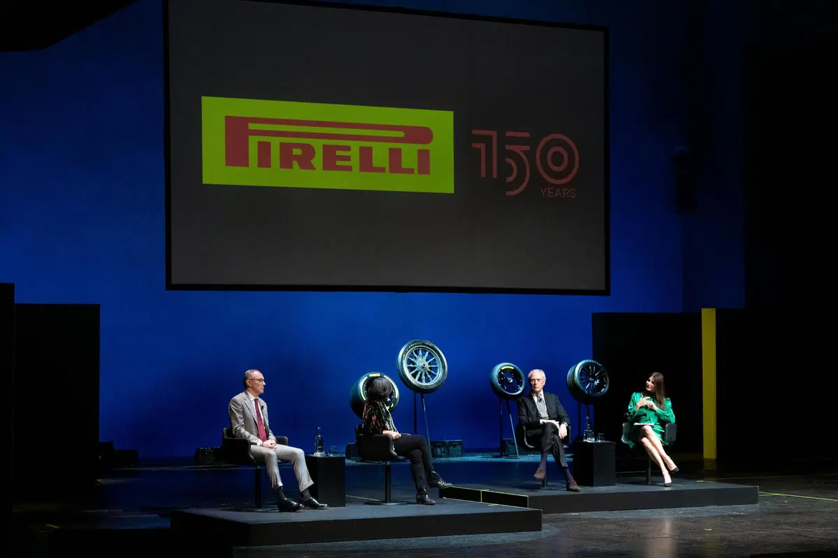 150 anni di Pirelli: la celebrazione al Piccolo Teatro Strehler di Milano (12)