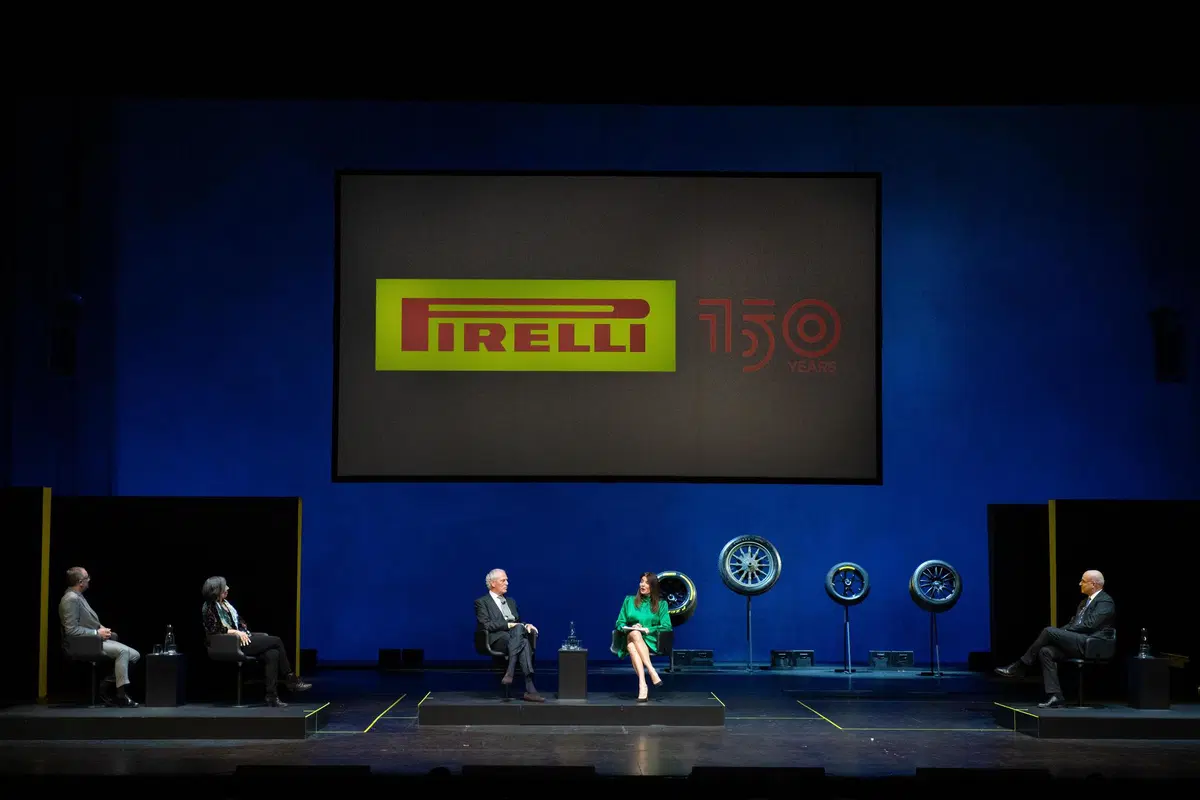 150 anni di Pirelli: la celebrazione al Piccolo Teatro Strehler di Milano (13)
