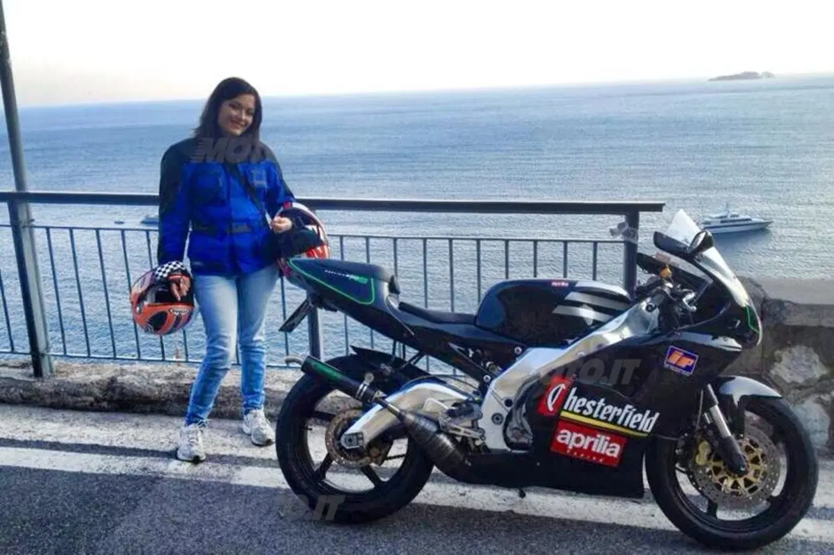 Le motocicliste di Moto.it: ecco il Caberg Vox di Giorgia (126)