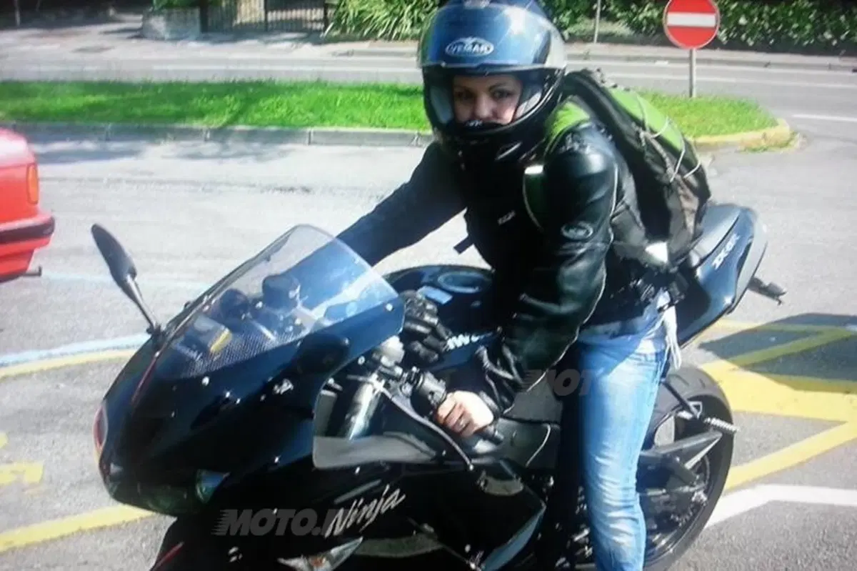 Le motocicliste di Moto.it: ecco il Caberg Vox di Giorgia (131)