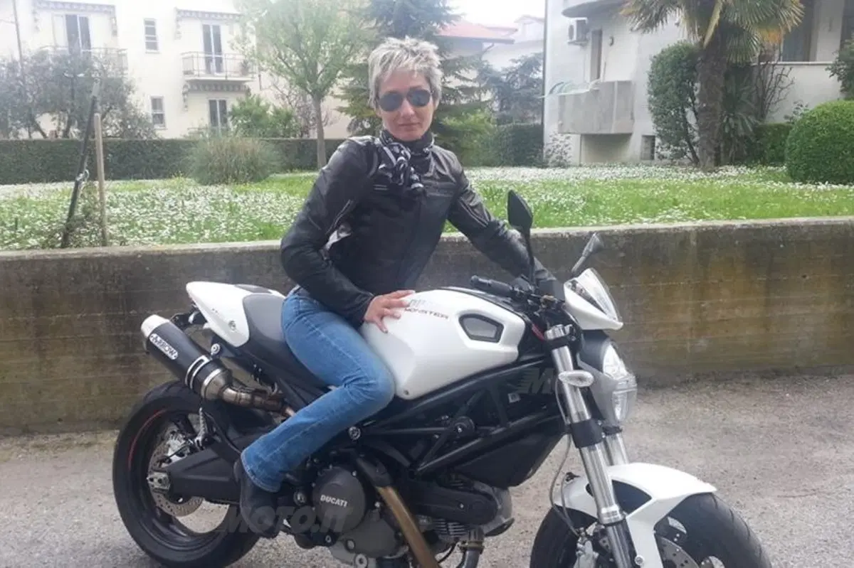 Le motocicliste di Moto.it: ecco il Caberg Vox di Giorgia (132)