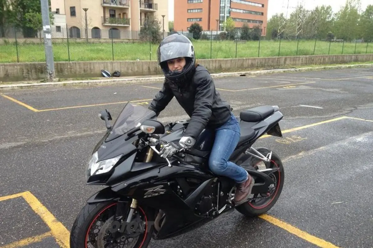 Le motocicliste di Moto.it: ecco il Caberg Vox di Giorgia (143)