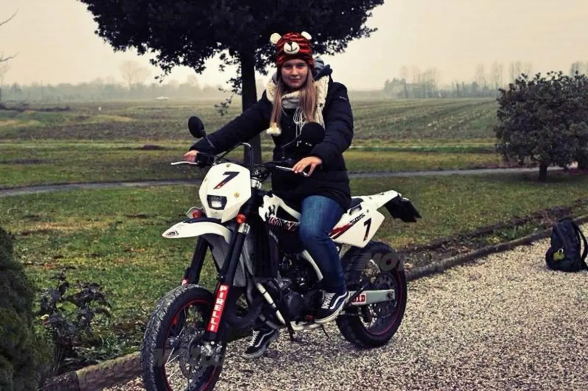 Le motocicliste di Moto.it: ecco il Caberg Vox di Giorgia (148)