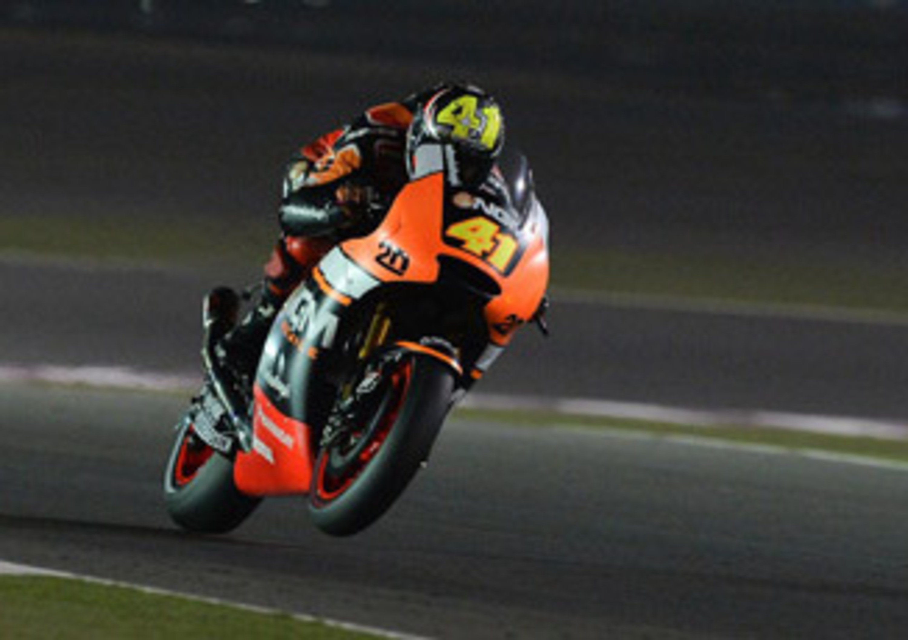 MotoGP. GP del Qatar. Aleix Espargaro domina anche il venerd&igrave;