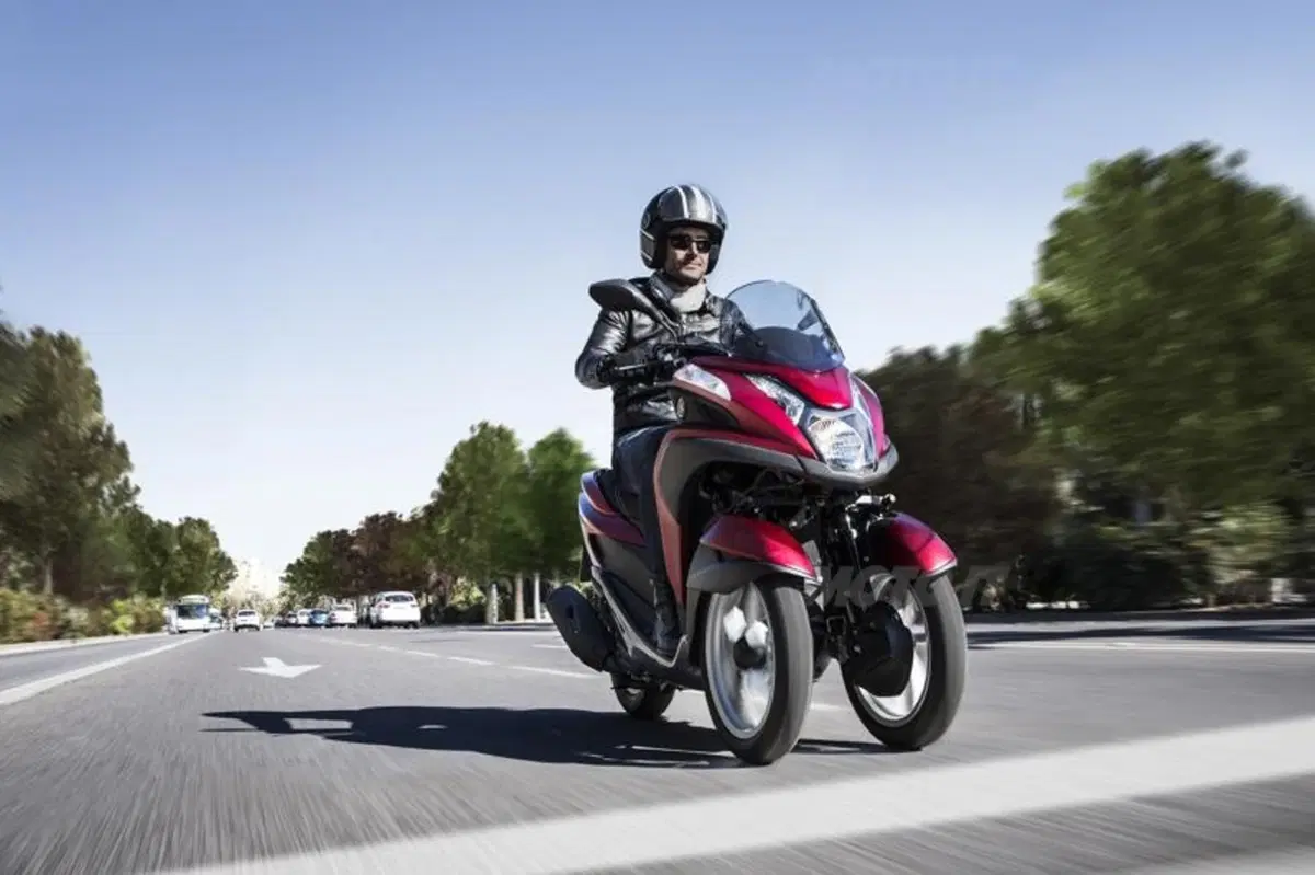 Yamaha Tricity 125 (3)