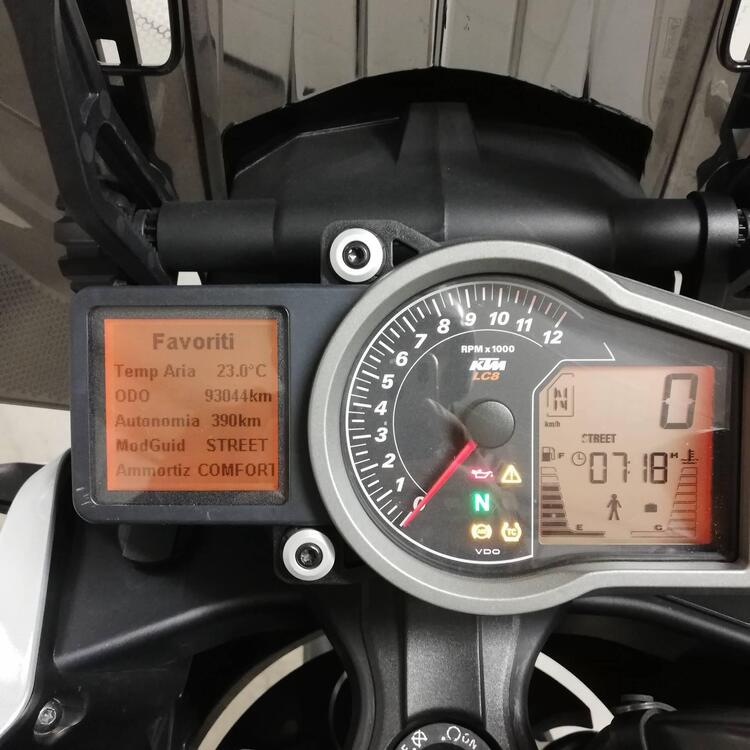 KTM 1290 Super Adventure (2015 - 16) (4)